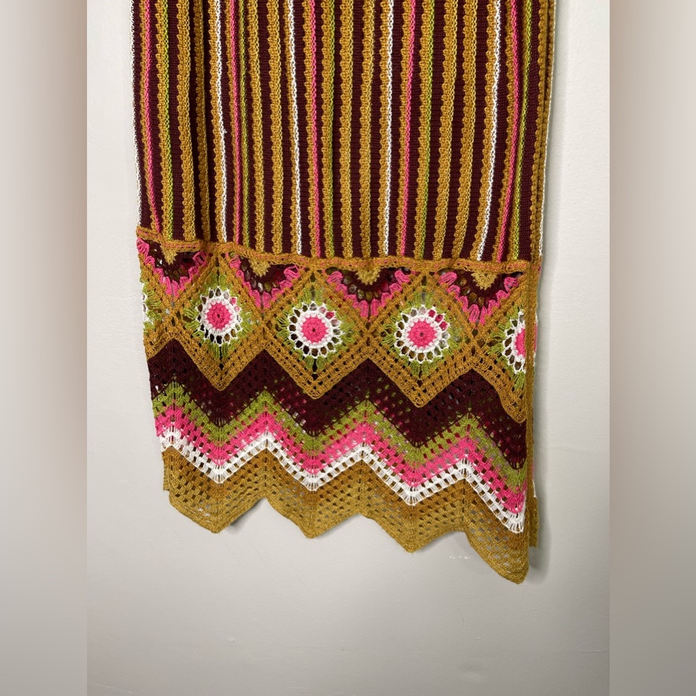 So Goods For Life Crochet Sweater Maxi Pencil
skirt Sz Large 34.5” length - Picture 5 of 9